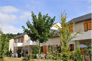 t2 à la vente -   12130  SAINT GENIEZ D OLT ET D AUBRAC, surface 27 m2 vente t2 - UBI478535237